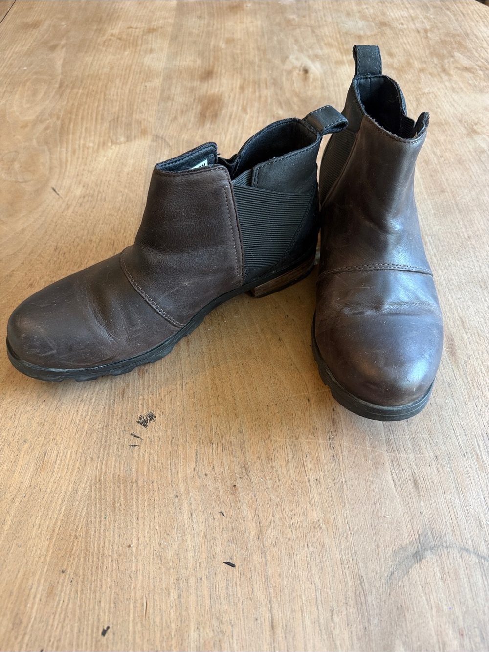 Sorel Sz 8 Brown Leather Emelie Ankle Boots